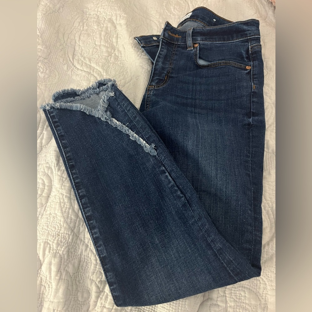 Loft modern skinny jeans size 6 petite